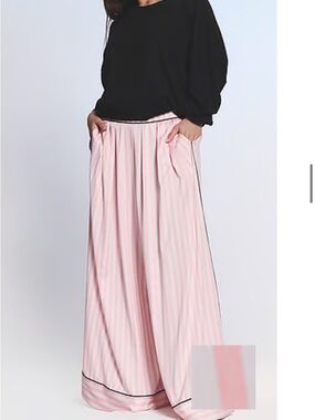Victoria's Secret Signature Satin Palazzo Sleep Pants M
